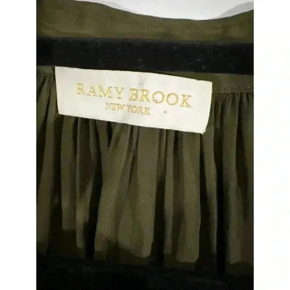 Ramy brook top - Picture 2 of 3